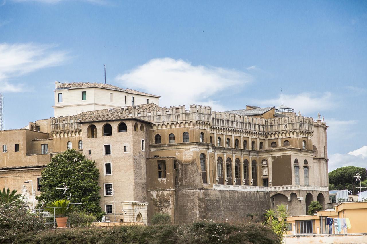 Royal Vatican โรม ภายนอก รูปภาพ